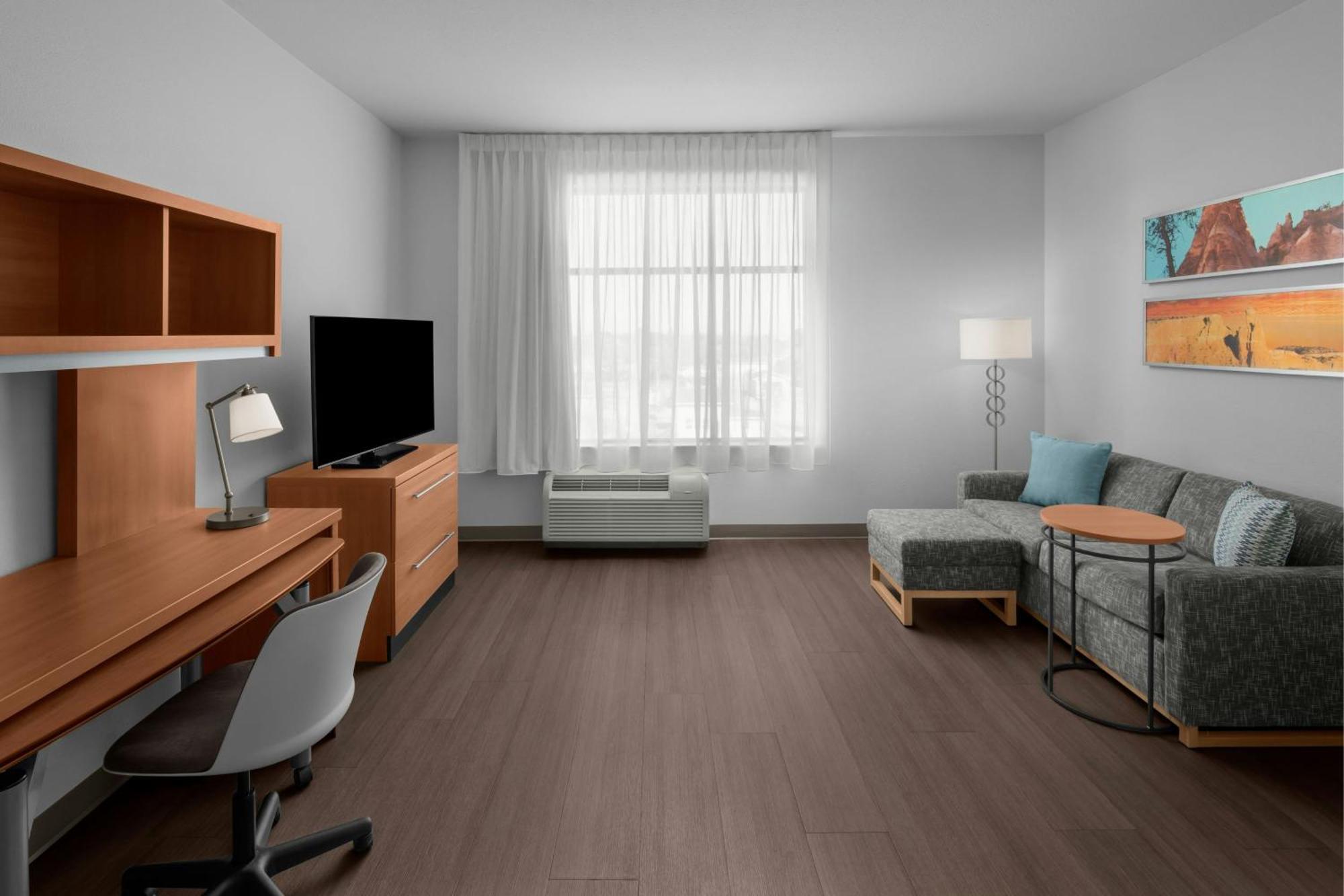 Towneplace Suites By Marriott Хобс Екстериор снимка