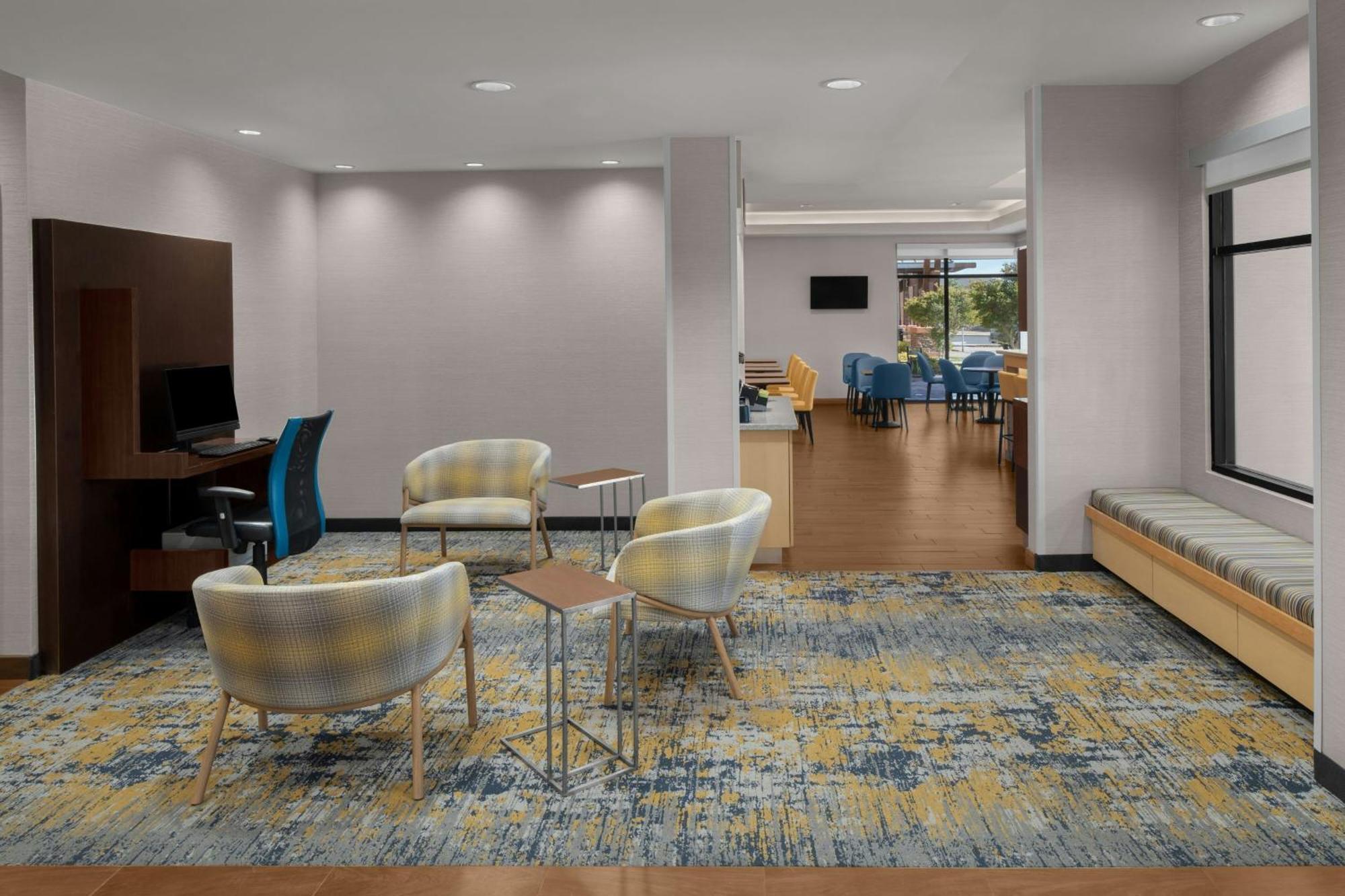 Towneplace Suites By Marriott Хобс Екстериор снимка